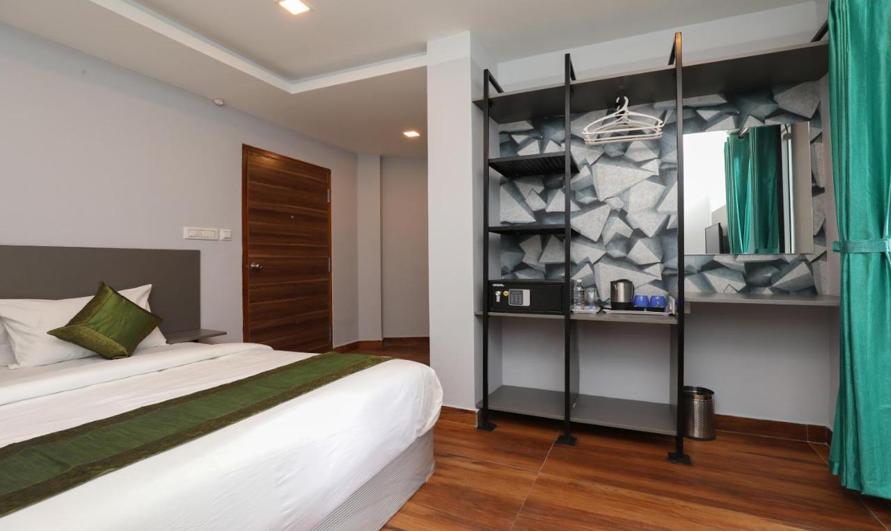 Standard Double or Twin Room,756892993:JPEG